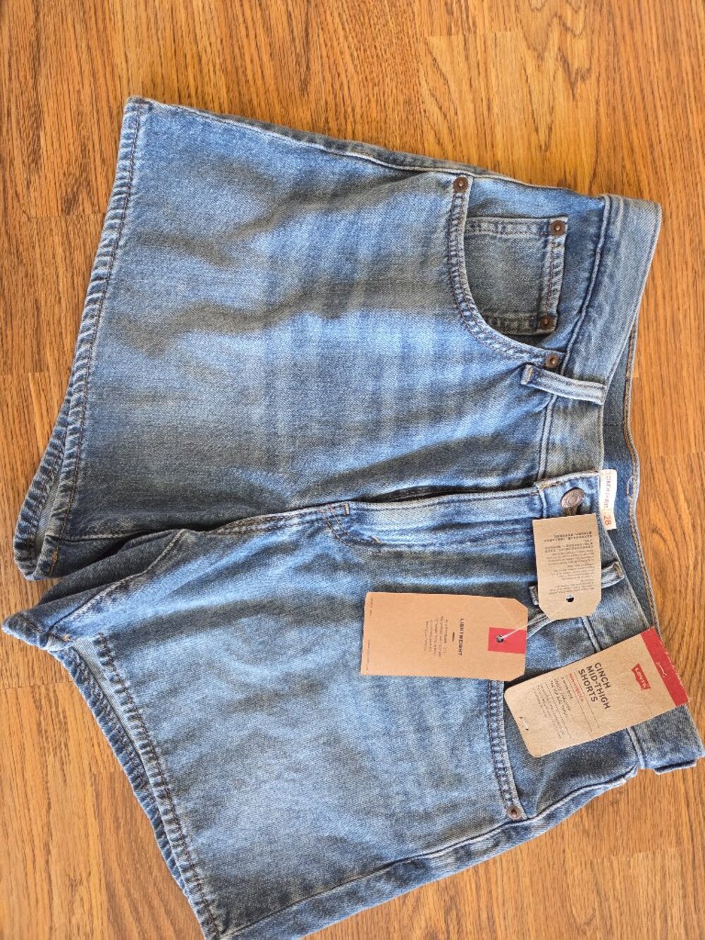 Levi Cinch Mid Thigh Women's Denim Blue Shorts Size 30 High Rise Loose thru Hip